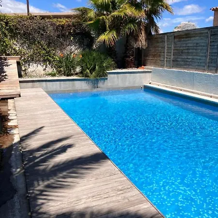 아파트 Rez-de-jardin Dans Maison Avec Piscine 빌뇌브루베