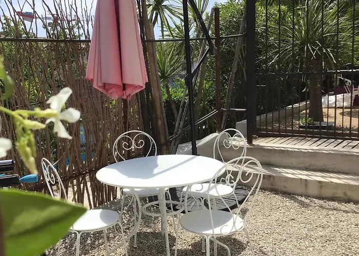 Rez-de-jardin Dans Maison Avec Piscine Apartment Villeneuve-Loubet