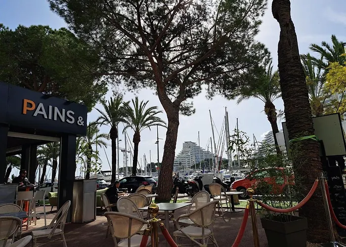 Apartment Rez-de-jardin Dans Maison Avec Piscine